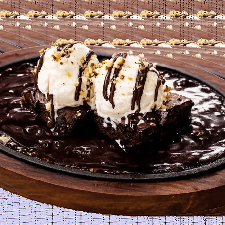 Hot brownie with ice cream